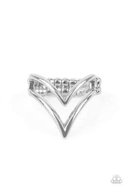 paparazzi-accessories-adventurously-angled-silver-ring