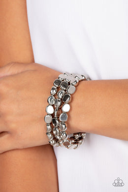 paparazzi-accessories-haute-stone-silver-bracelet
