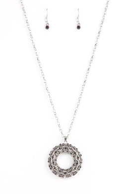 paparazzi-accessories-wintry-wreath-purple-necklace