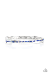 paparazzi-accessories-palace-penthouse-blue-bracelet