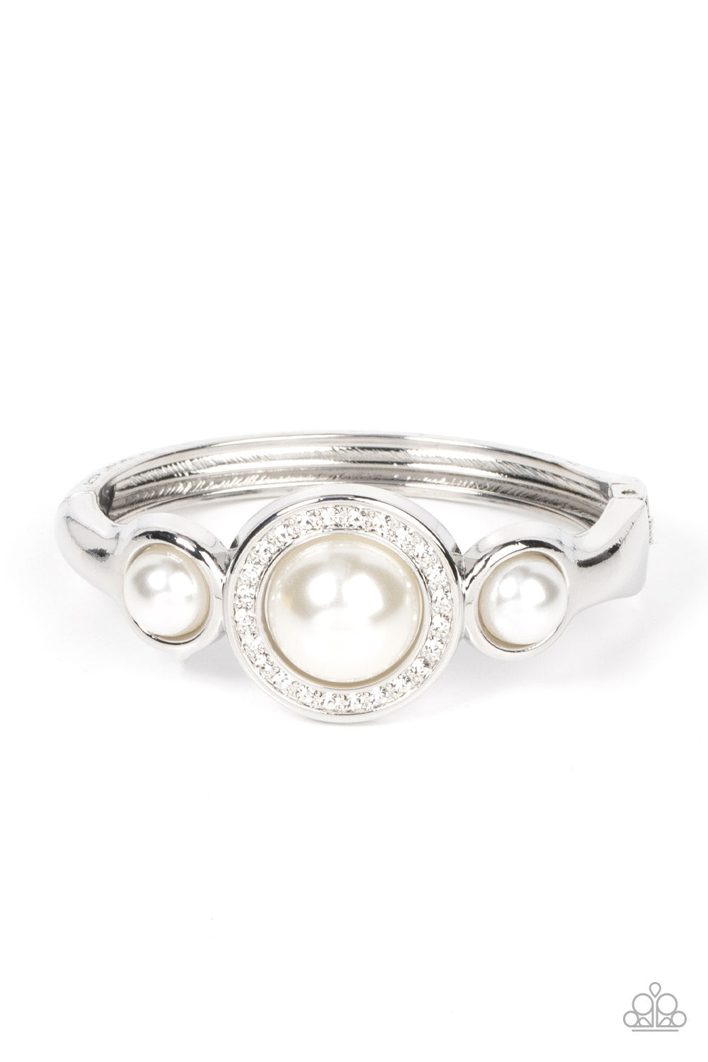 paparazzi-accessories-debutante-daydream-white-bracelet