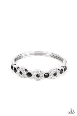 paparazzi-accessories-crowns-only-club-black-bracelet