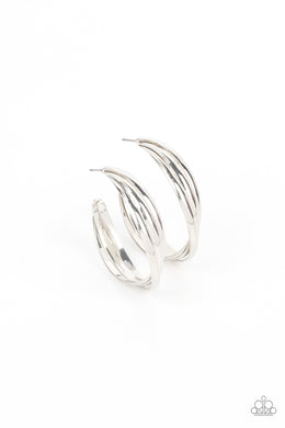 paparazzi-accessories-curvy-charmer-silver-earrings