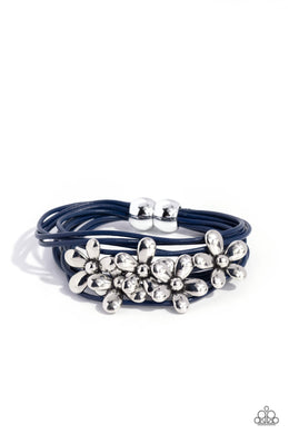 paparazzi-accessories-here-comes-the-bloom-blue-bracelet