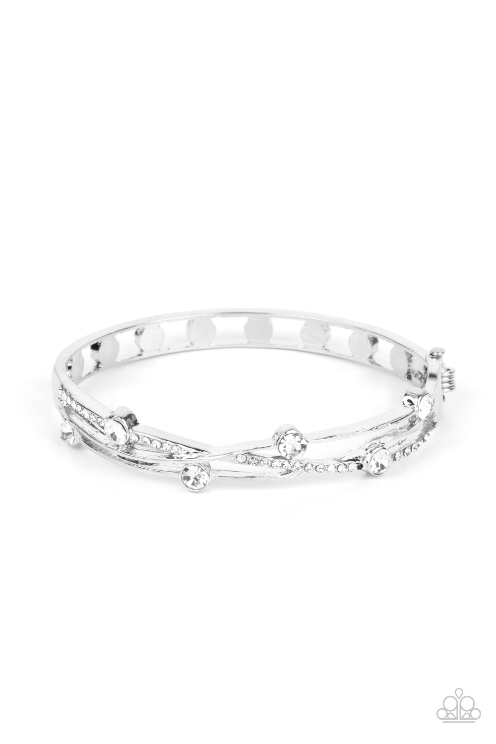 paparazzi-accessories-slammin-sparkle-white-bracelet