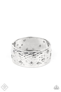 paparazzi-accessories-across-the-constellations-white-bracelet