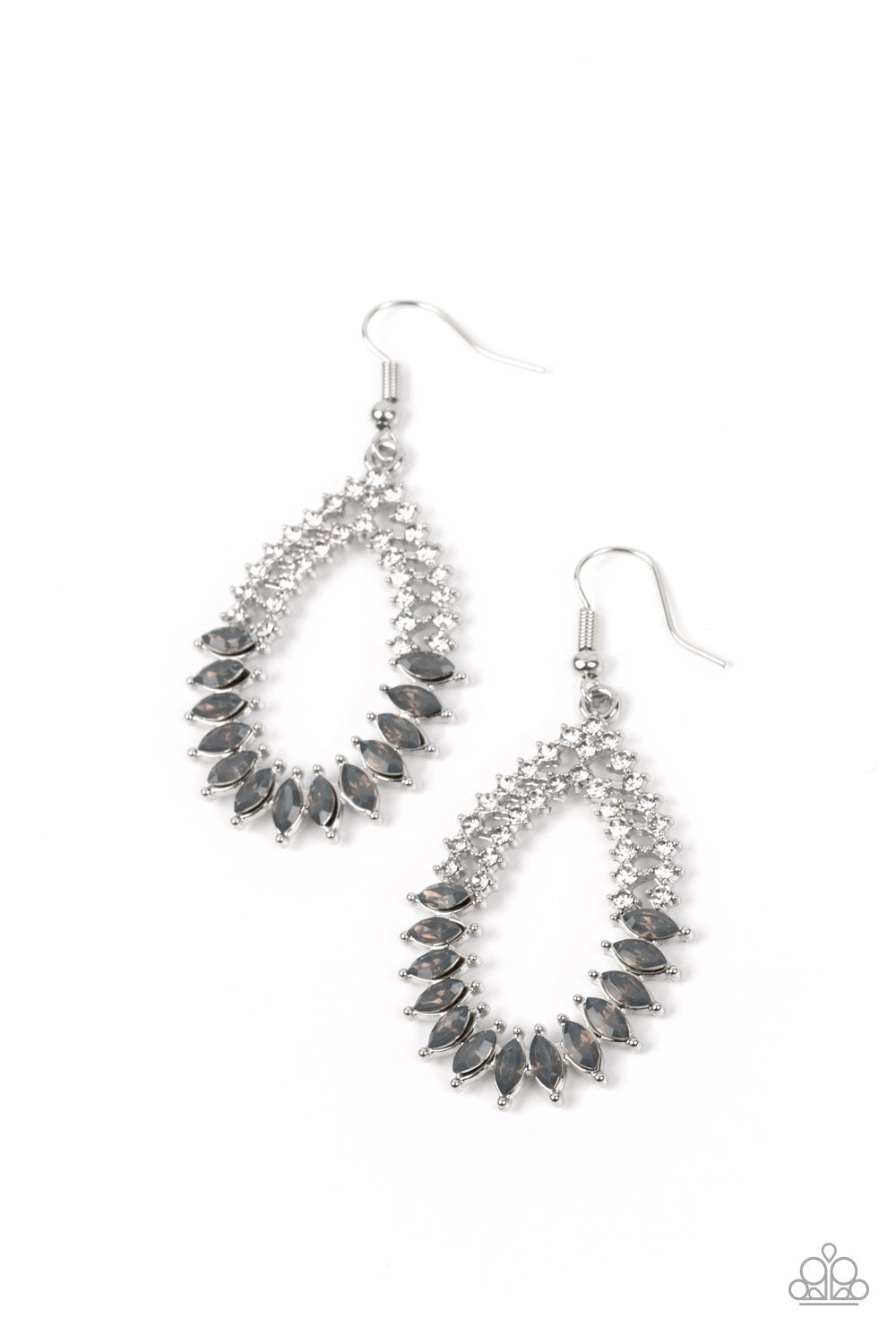 paparazzi-accessories-lucid-luster-silver-earrings
