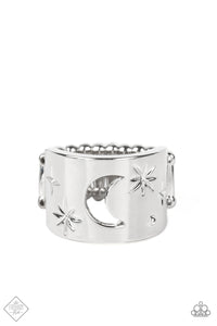 paparazzi-accessories-lunar-levels-silver-ring