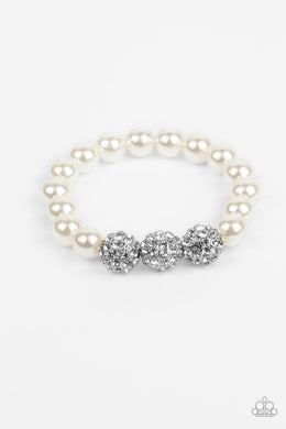 paparazzi-accessories-breathtaking-ball-white-bracelet