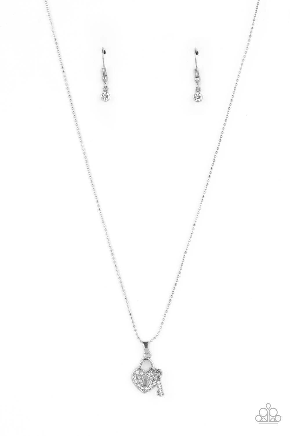 paparazzi-accessories-you-hold-my-heart-white-necklace
