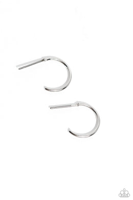 paparazzi-accessories-ultra-upmarket-silver-earrings