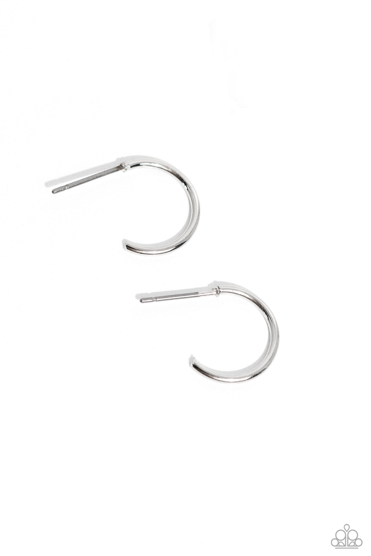 paparazzi-accessories-ultra-upmarket-silver-earrings