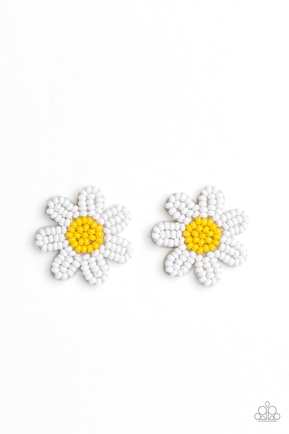paparazzi-accessories-sensational-seeds-white-post earrings