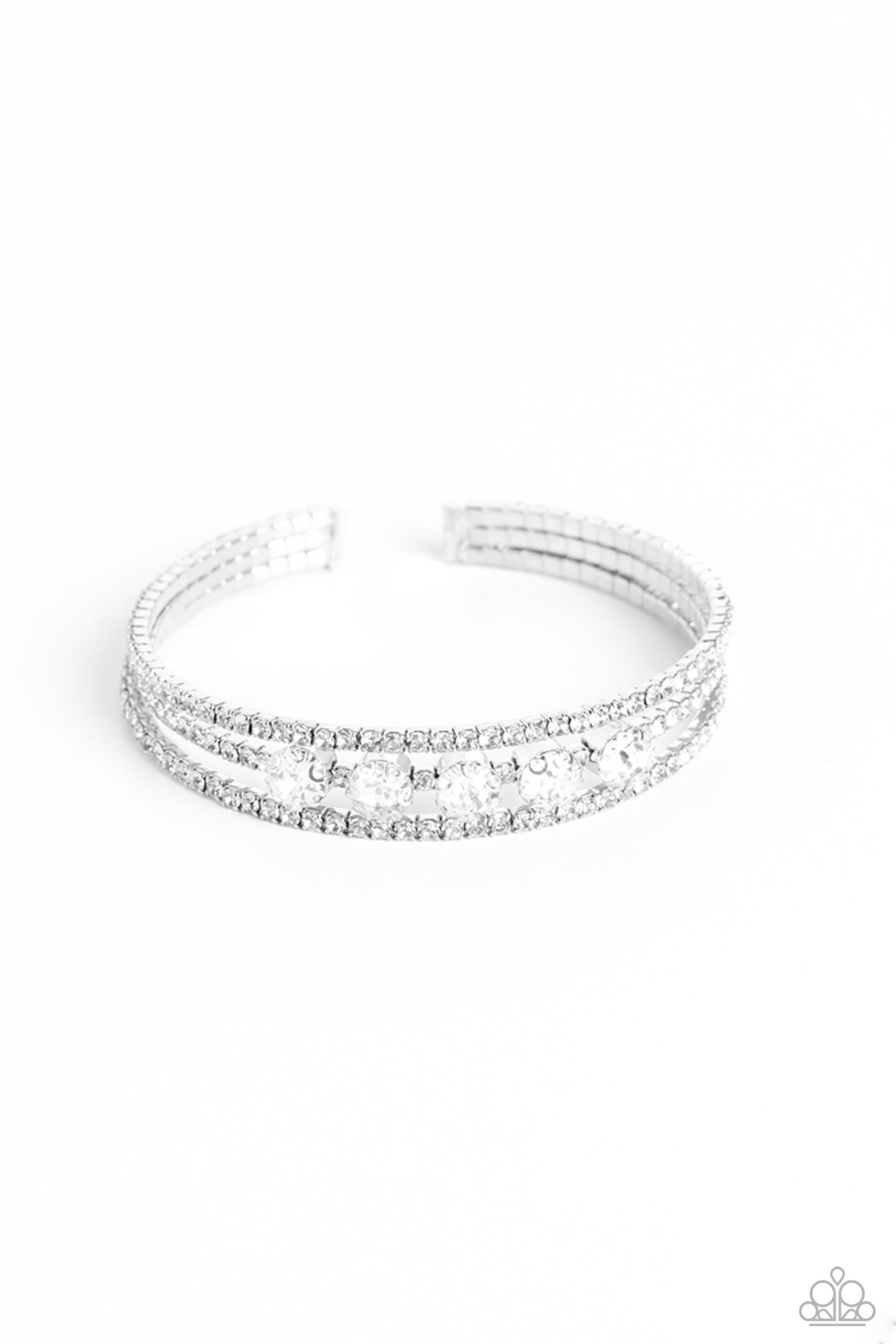 paparazzi-accessories-lucid-layers-white-bracelet