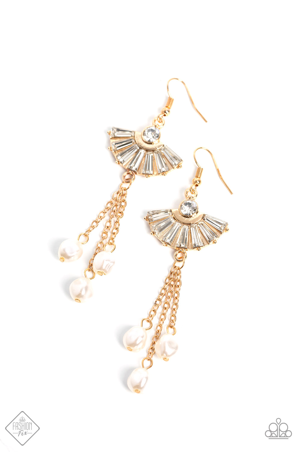 paparazzi-accessories-london-season-lure-gold-earrings