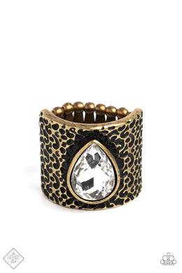 paparazzi-accessories-singed-shape-brass-ring