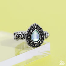 Load image into Gallery viewer, Opera Showcase - Green Ring - Paparazzi Jewelry
