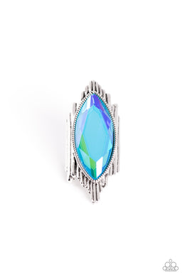 paparazzi-accessories-stunning-showman-green-ring