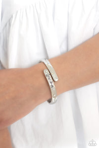 Gorgeous Grandma - White Bracelet - Paparazzi Jewelry