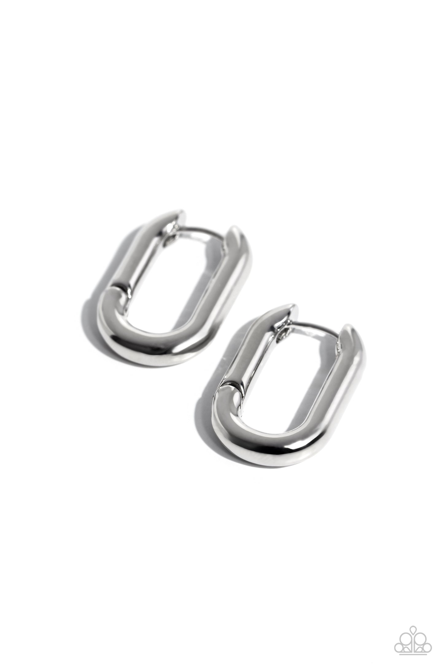 paparazzi-accessories-candidate-curves-silver-earrings