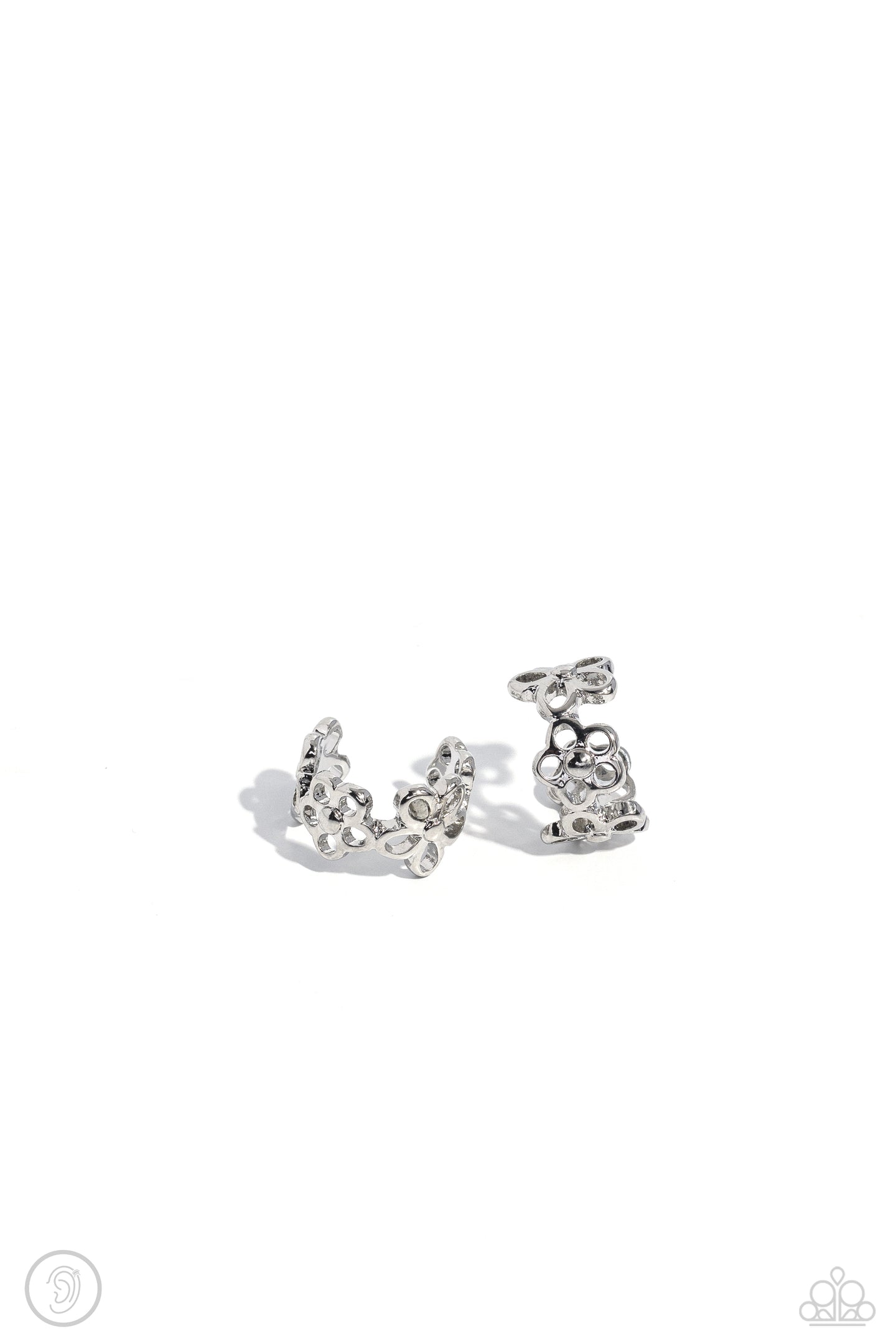 paparazzi-accessories-daisy-debut-silver-post earrings