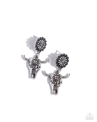 paparazzi-accessories-longhorn-lure-silver-post earrings